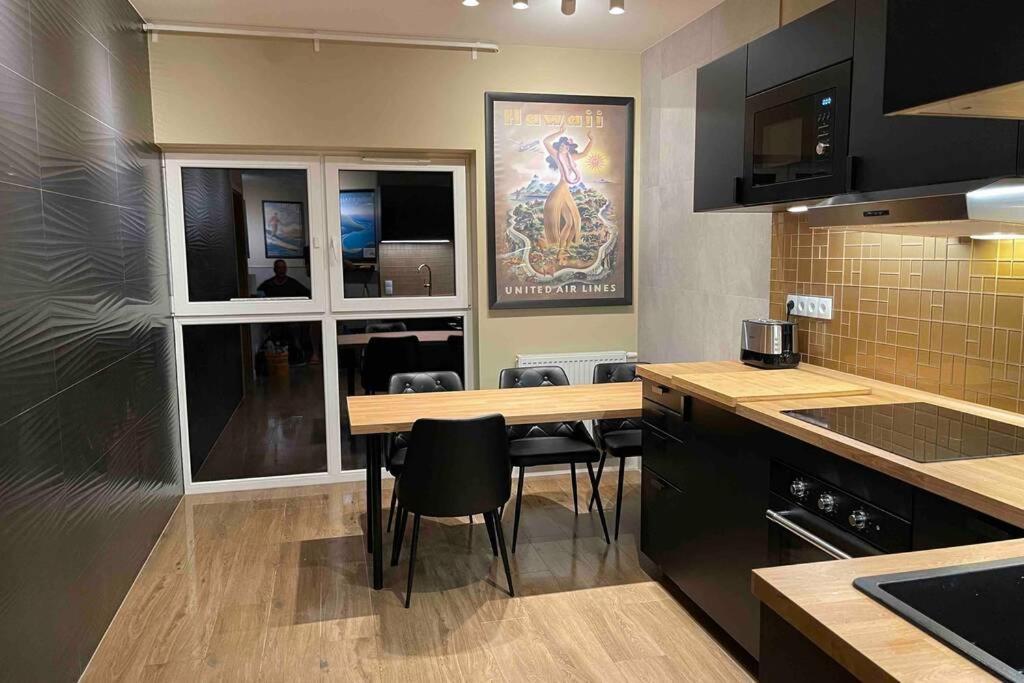 Hawaii Beach Lounge, Loft Z Jacuzzi I Tarasem - Sloneczne Tarasy W Porta Mare, 드지우노웨크 외부 사진